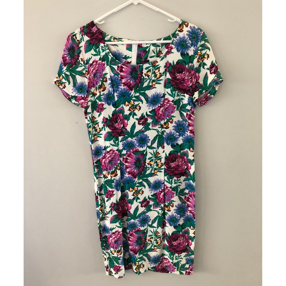 PRICE DROP; Vintage Floral Shift Dress
